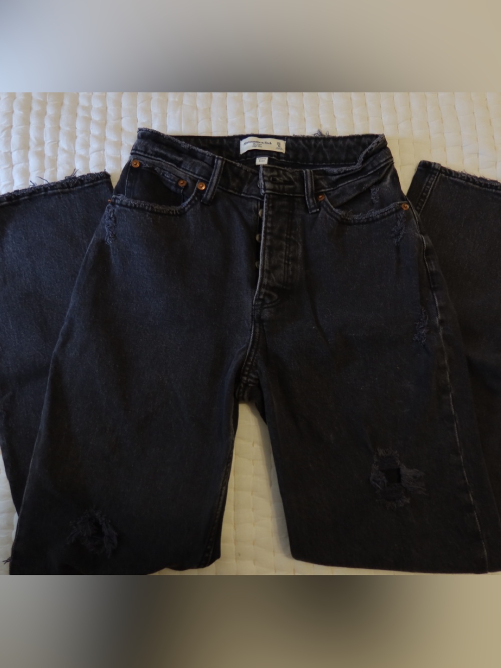 Abercrombie & Fitch Black Distressed Relaxed Jeans